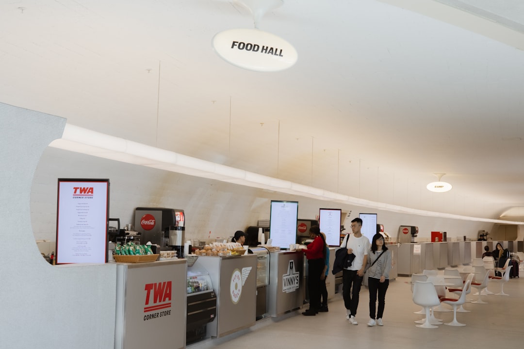 Centros de reciclaje en Girona: ¿Dónde llevar los residuos de tu local?